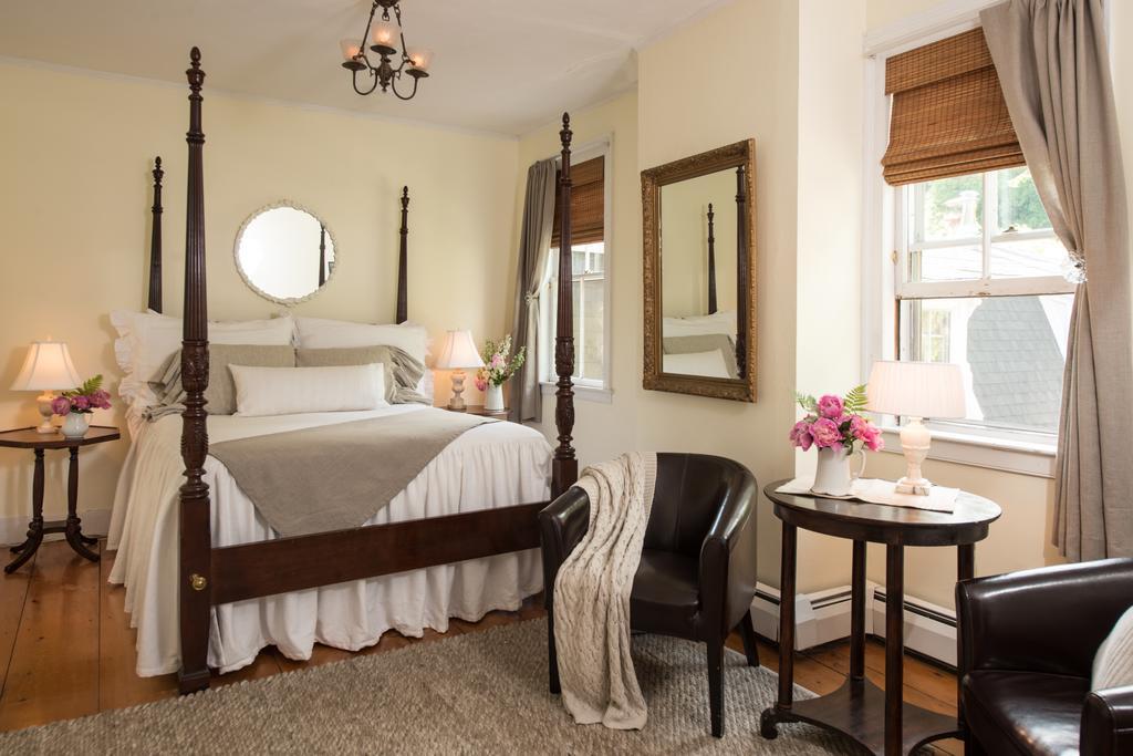Federal House Inn Лий Екстериор снимка